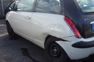 Malle/Hayon arriere LANCIA YPSILON 4