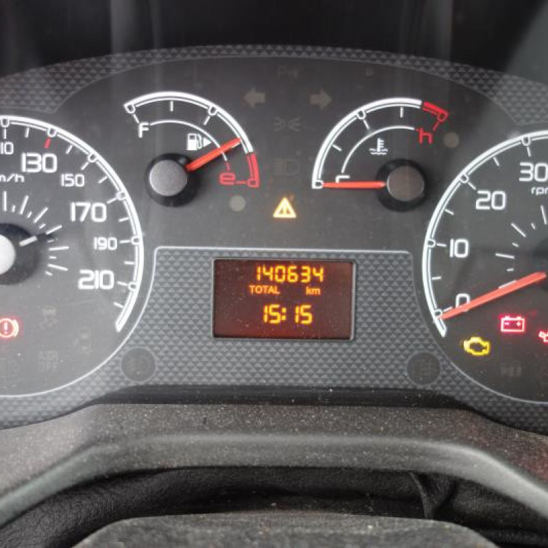 Etrier avant gauche (freinage) CITROEN NEMO Photo n°5