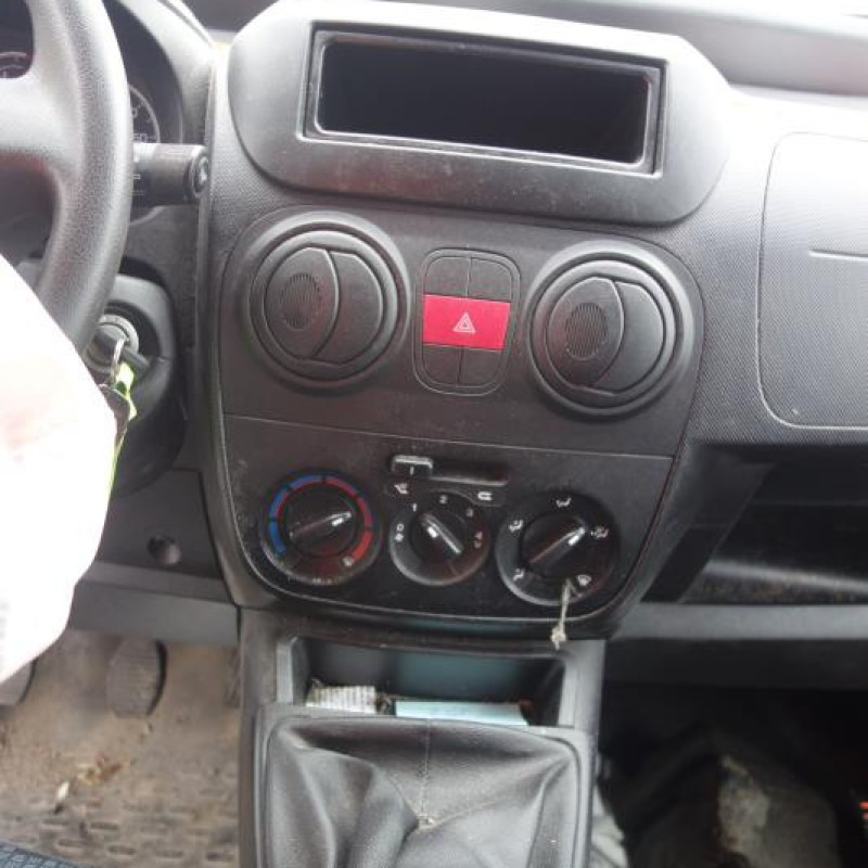 Etrier avant gauche (freinage) CITROEN NEMO Photo n°7