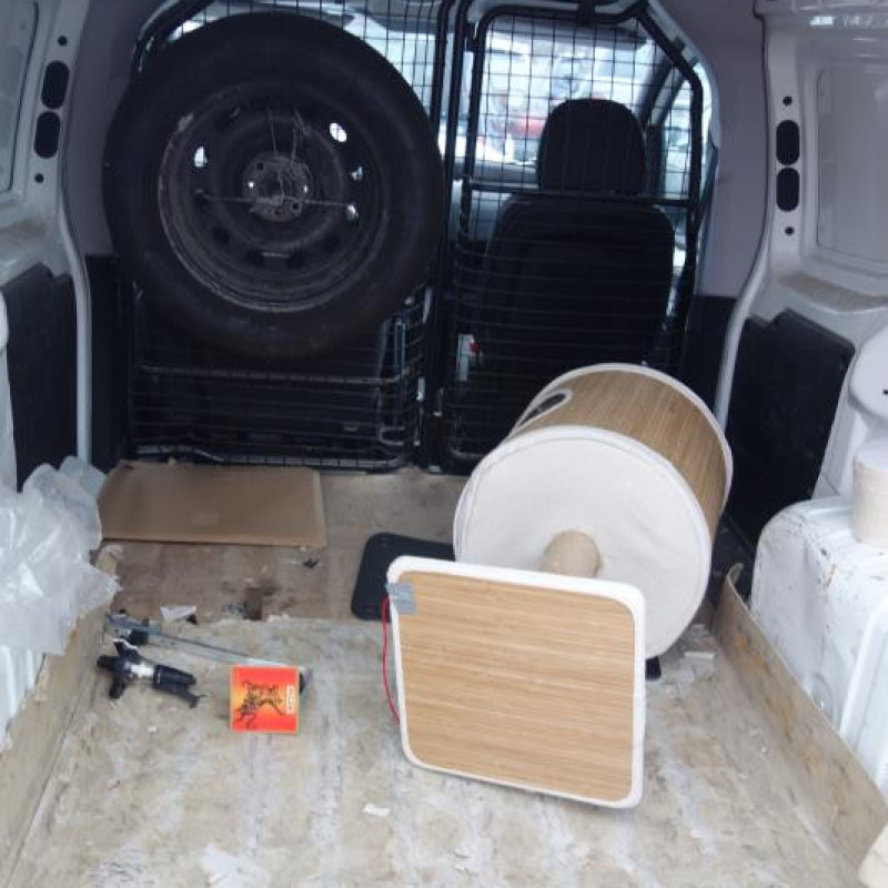 Etrier avant gauche (freinage) CITROEN NEMO Photo n°8