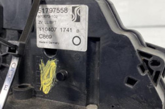 Serrure avant droit FIAT GRANDE PUNTO