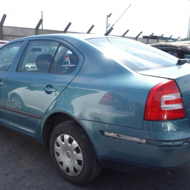 Amortisseur avant droit SKODA OCTAVIA 2 Photo n°4