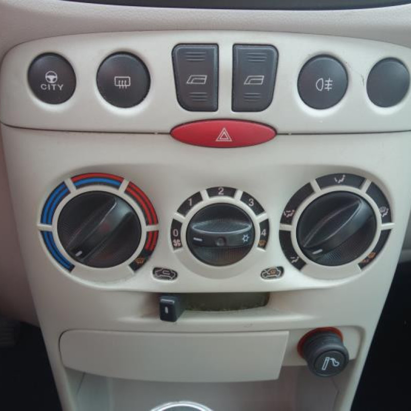 Leve vitre mecanique arriere gauche FIAT PUNTO 2 Photo n°7