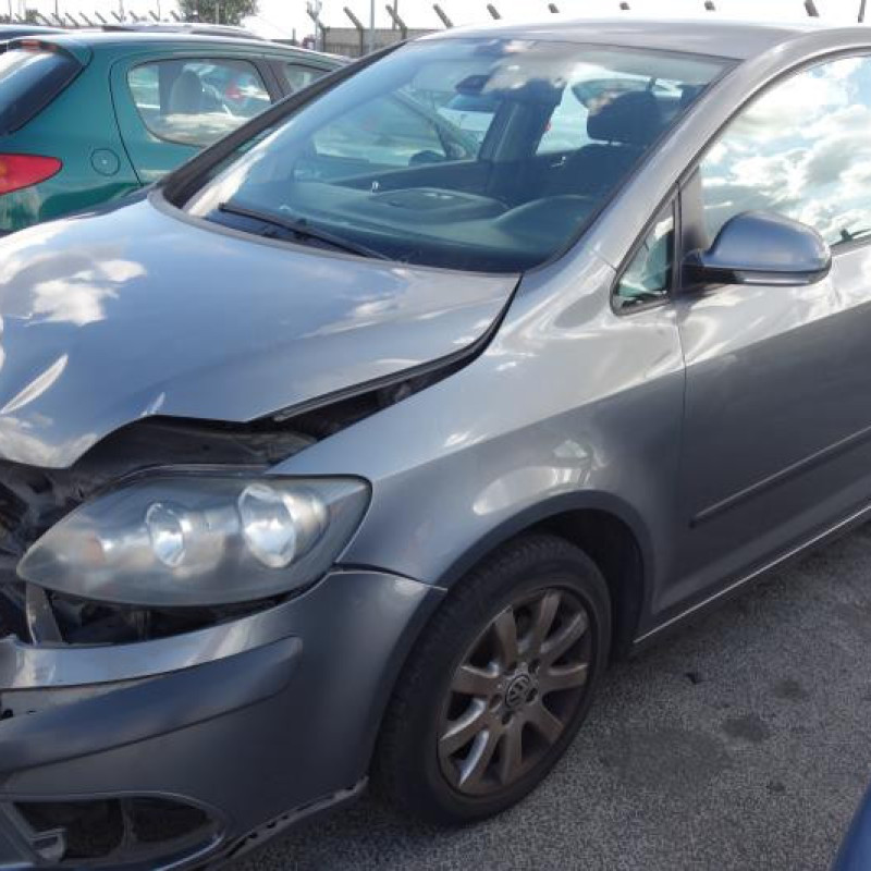 Ceinture arriere gauche VOLKSWAGEN GOLF PLUS Photo n°4