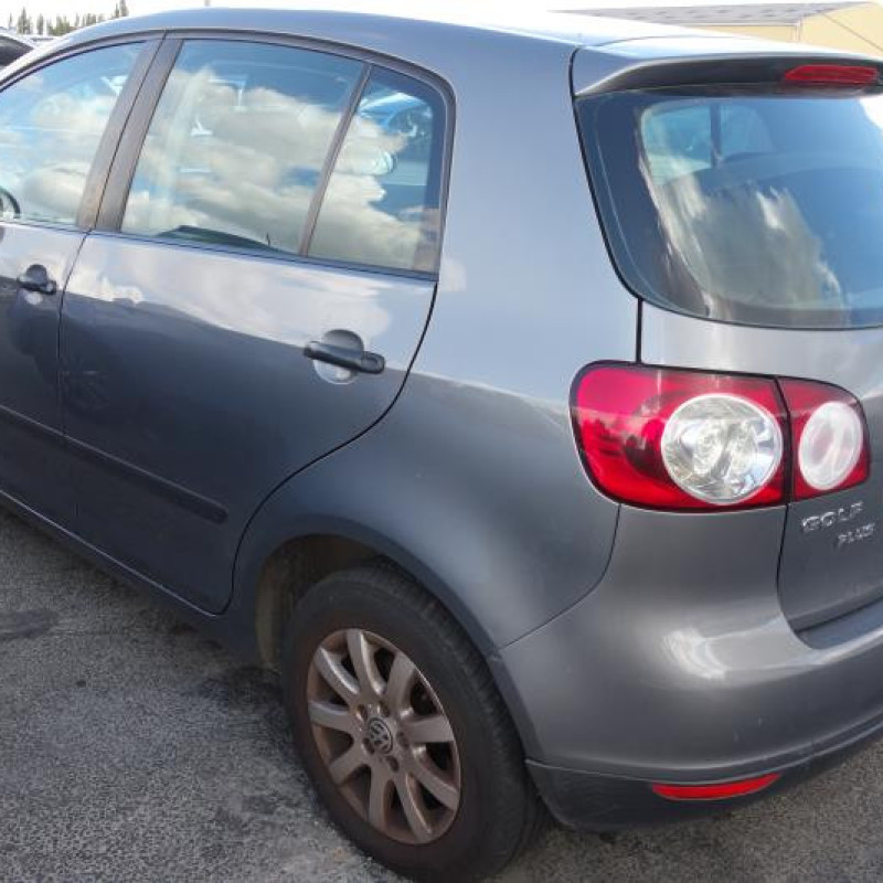 Ceinture arriere gauche VOLKSWAGEN GOLF PLUS Photo n°8