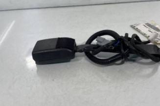 Attache ceinture avant droit TOYOTA AURIS 1