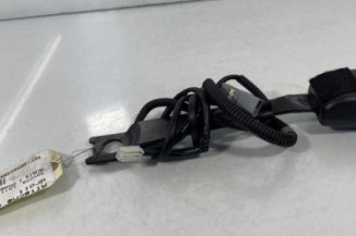Attache ceinture avant droit TOYOTA AURIS 1
