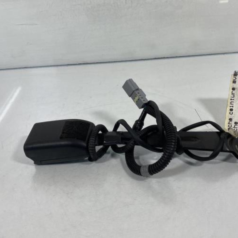Attache ceinture avant gauche TOYOTA AURIS 1 Photo n°2