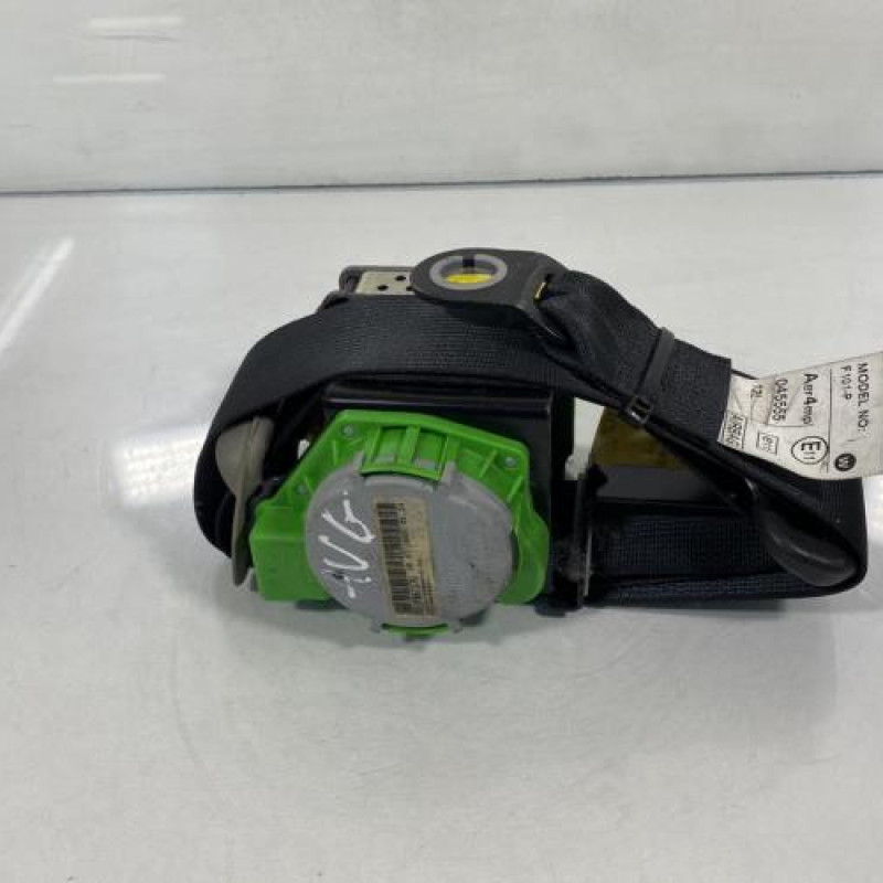 Pretensionneur de ceinture avant gauche TOYOTA AURIS 1 Photo n°3