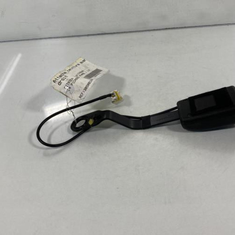 Attache ceinture avant droit CITROEN C4 PICASSO 1 Photo n°2