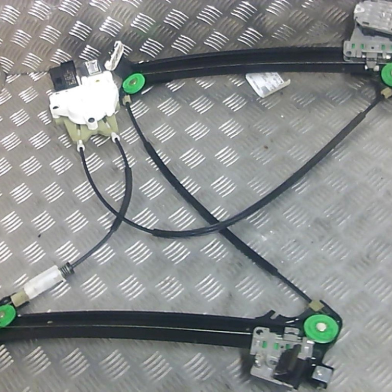 Leve vitre electrique avant droit PEUGEOT 407 Photo n°1