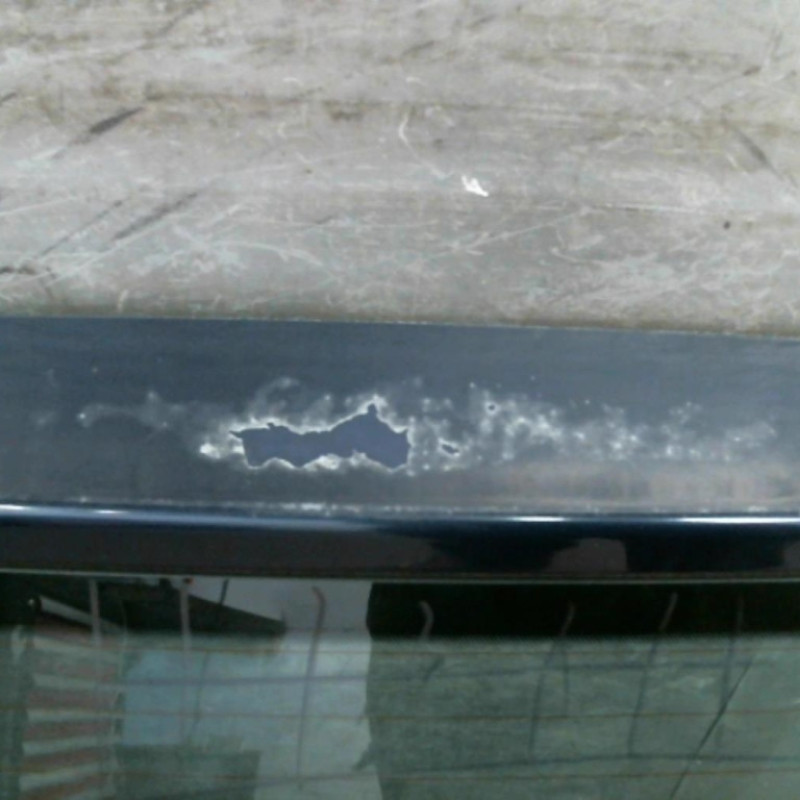 Malle/Hayon arriere VOLKSWAGEN POLO 3 Photo n°2