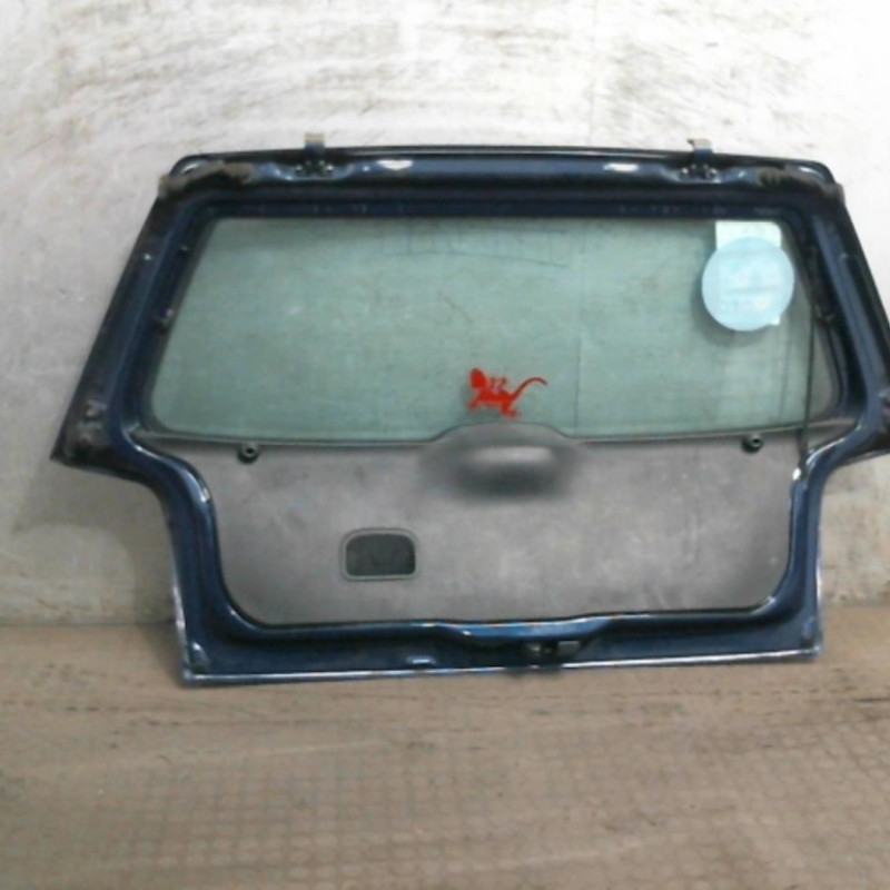 Malle/Hayon arriere VOLKSWAGEN POLO 3 Photo n°3