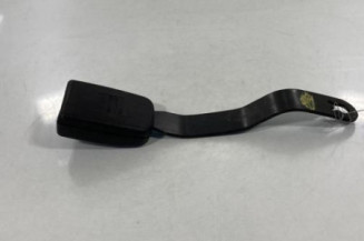 Attache ceinture avant droit VOLKSWAGEN POLO 3