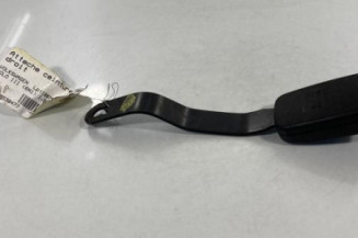 Attache ceinture avant droit VOLKSWAGEN POLO 3