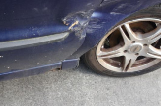 Attache ceinture avant droit VOLKSWAGEN POLO 3