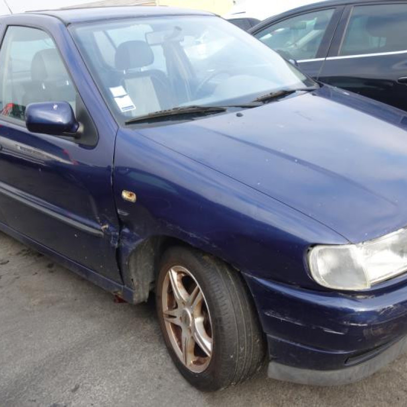 Serrure arriere droit VOLKSWAGEN POLO 3 Photo n°5
