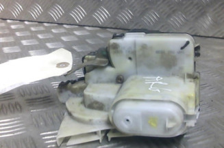 Serrure arriere gauche VOLKSWAGEN POLO 3