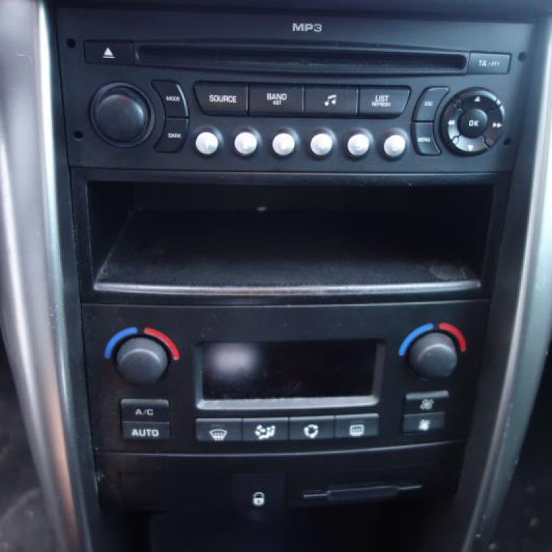Moteur essuie glace arriere PEUGEOT 207 Photo n°9