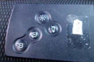 Fermeture de capot RENAULT CLIO 4