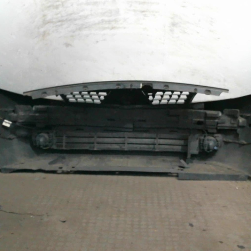 Pare choc avant RENAULT SCENIC 2 Photo n°2
