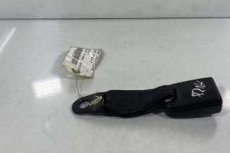 Attache ceinture arriere droit FORD C-MAX 1