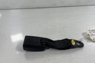 Attache ceinture arriere gauche FORD C-MAX 1
