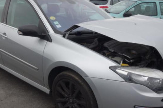 Pivot de moyeu avant gauche RENAULT LAGUNA 3