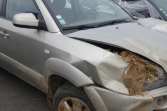 Bras essuie glace arriere HYUNDAI TUCSON 1