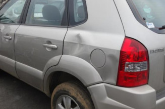 Bras essuie glace arriere HYUNDAI TUCSON 1
