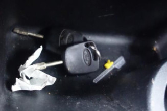 Porte avant droit FORD FIESTA 5