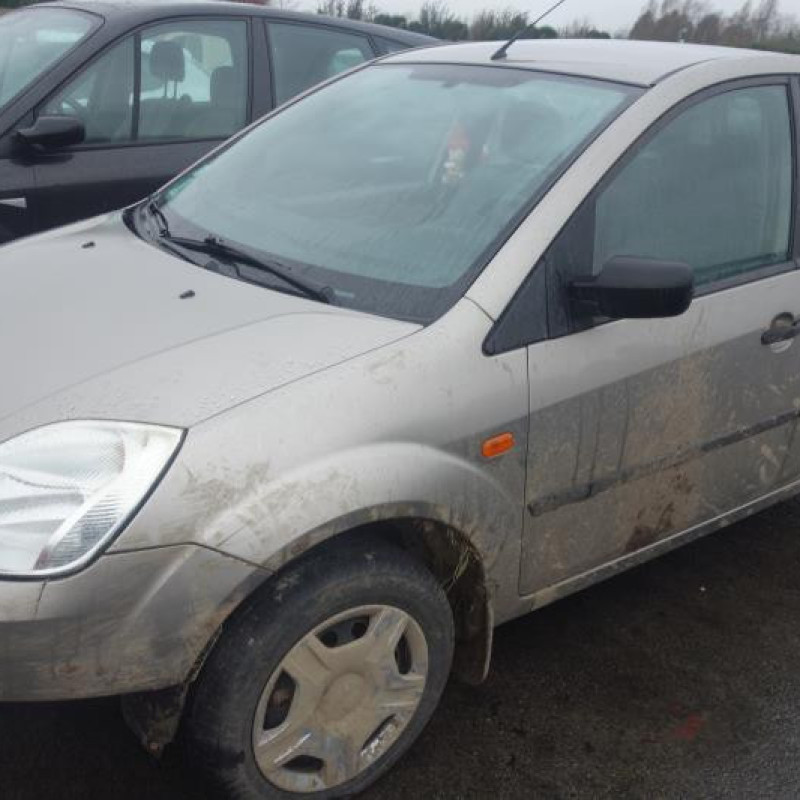 Ceinture arriere gauche FORD FIESTA 5 Photo n°4