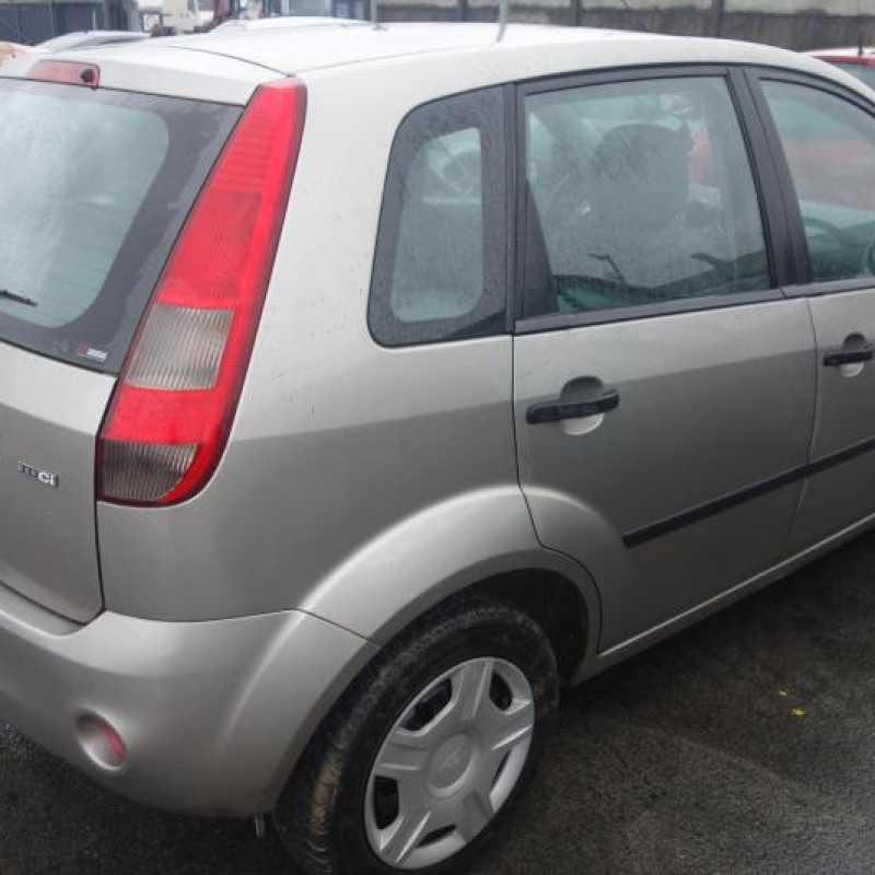 Ceinture arriere gauche FORD FIESTA 5 Photo n°6