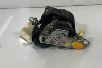 Pretensionneur de ceinture avant droit FIAT IDEA Photo n°1