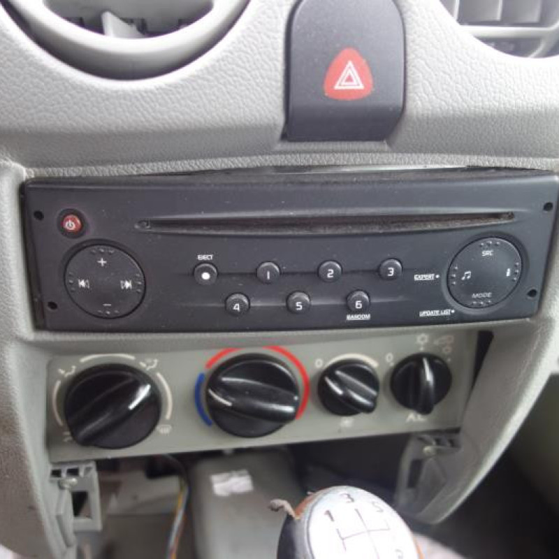 Pretensionneur de ceinture avant droit RENAULT KANGOO 1 Photo n°10