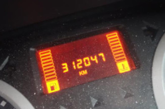 Pretensionneur de ceinture avant droit RENAULT KANGOO 1