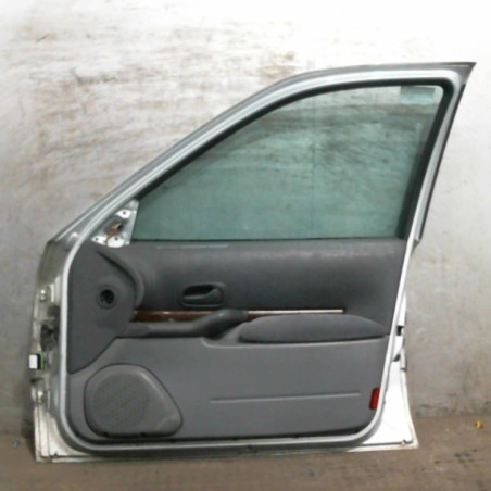Porte avant droit RENAULT SAFRANE