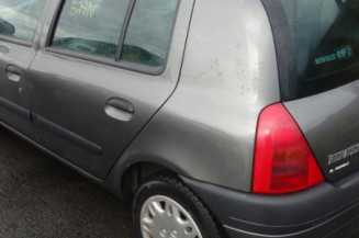 Moteur essuie glace avant RENAULT CLIO 2