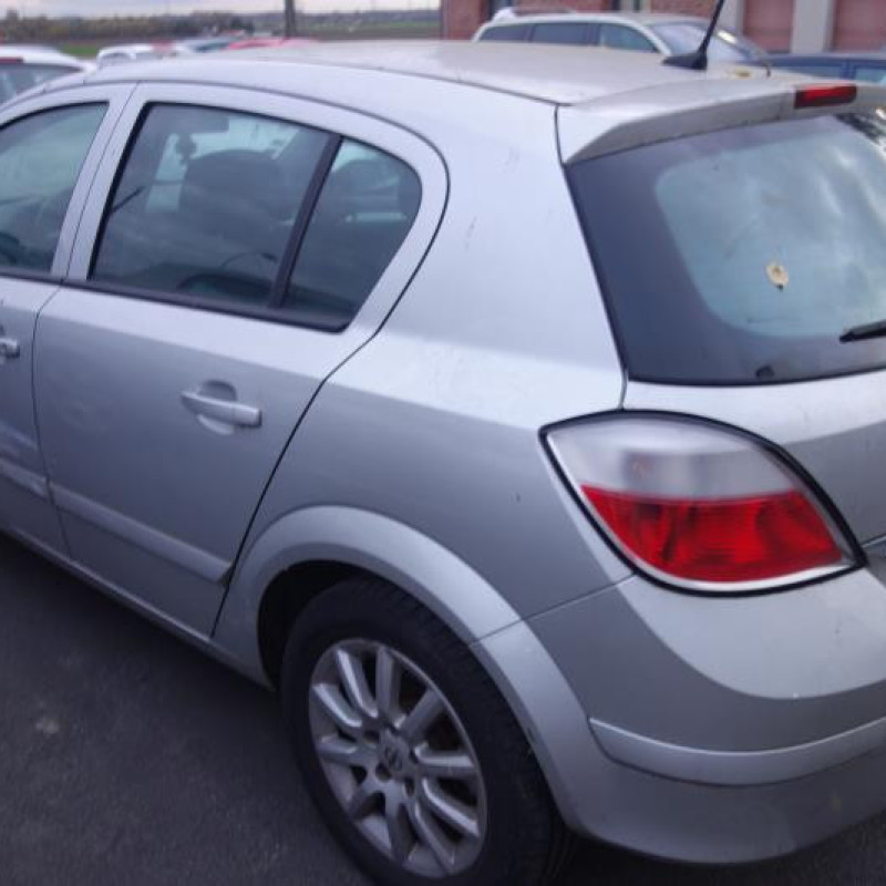 Feu arriere principal gauche (feux) OPEL ASTRA H Photo n°6
