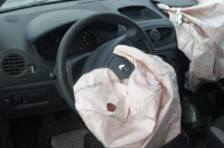 Amortisseur avant gauche RENAULT CLIO 3