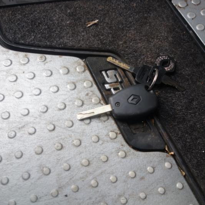 Amortisseur avant gauche RENAULT CLIO 3 Photo n°8