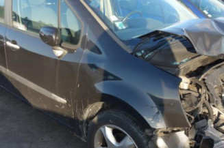 Renfort pare choc arriere (traverse) RENAULT MODUS