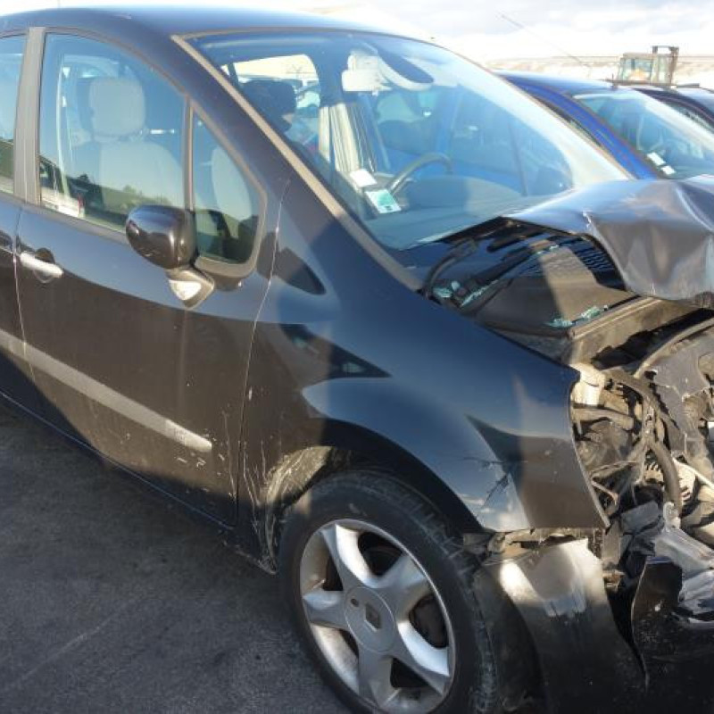 Renfort pare choc arriere (traverse) RENAULT MODUS Photo n°4