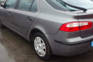 Calandre RENAULT LAGUNA 2