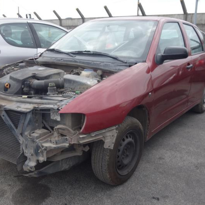 Trappe d'essence SEAT IBIZA 2 Photo n°4