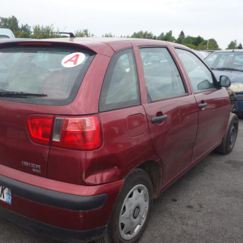 Trappe d'essence SEAT IBIZA 2 Photo n°6