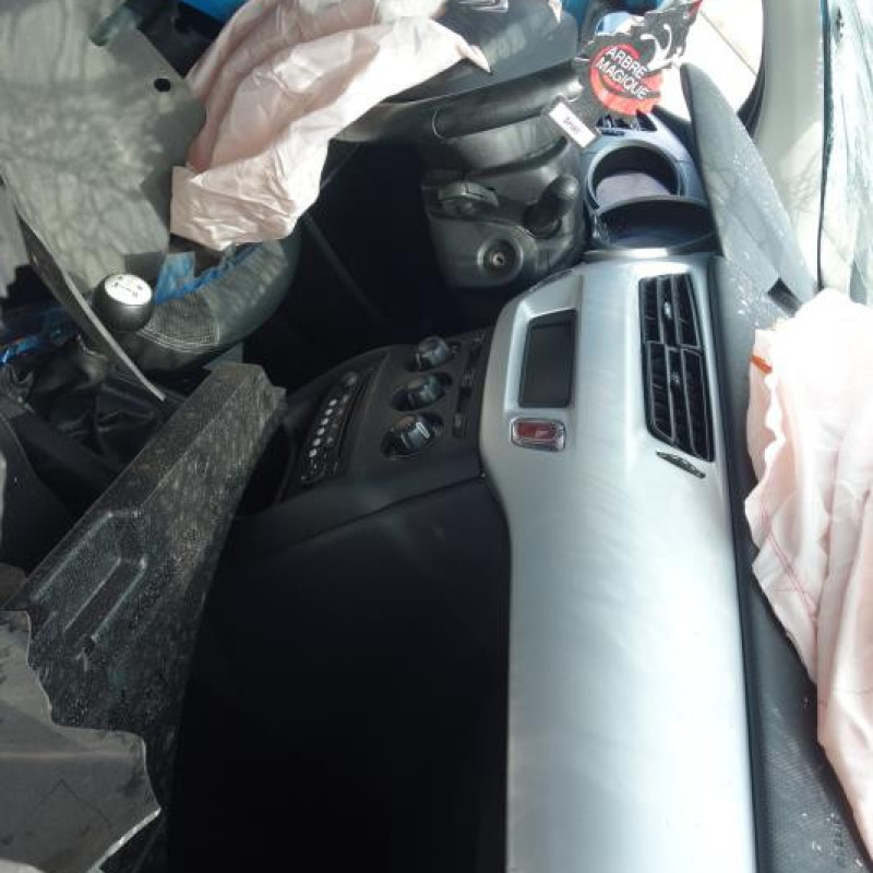 Bloc ABS (freins anti-blocage) CITROEN C3 2 Photo n°8