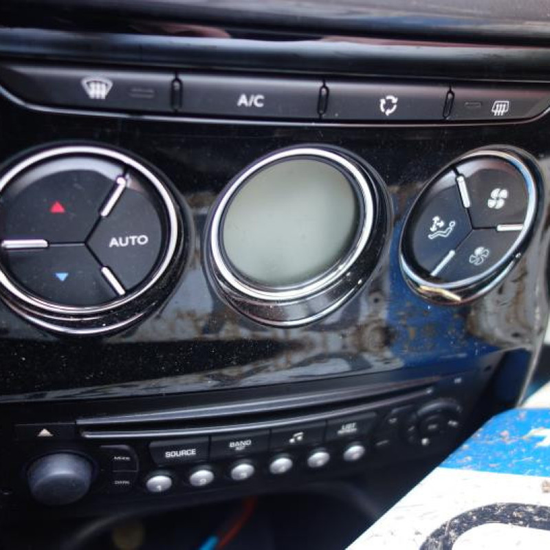 Amortisseur avant droit CITROEN C3 2 Photo n°7