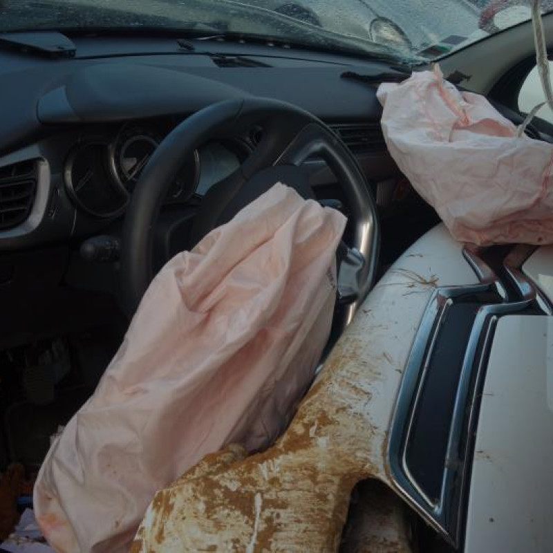Cardan gauche (transmission) CITROEN C3 2 Photo n°6