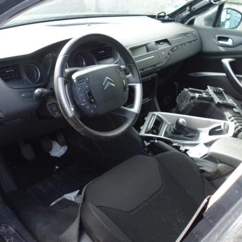 Pretensionneur de ceinture avant droit CITROEN C5 2 Photo n°8